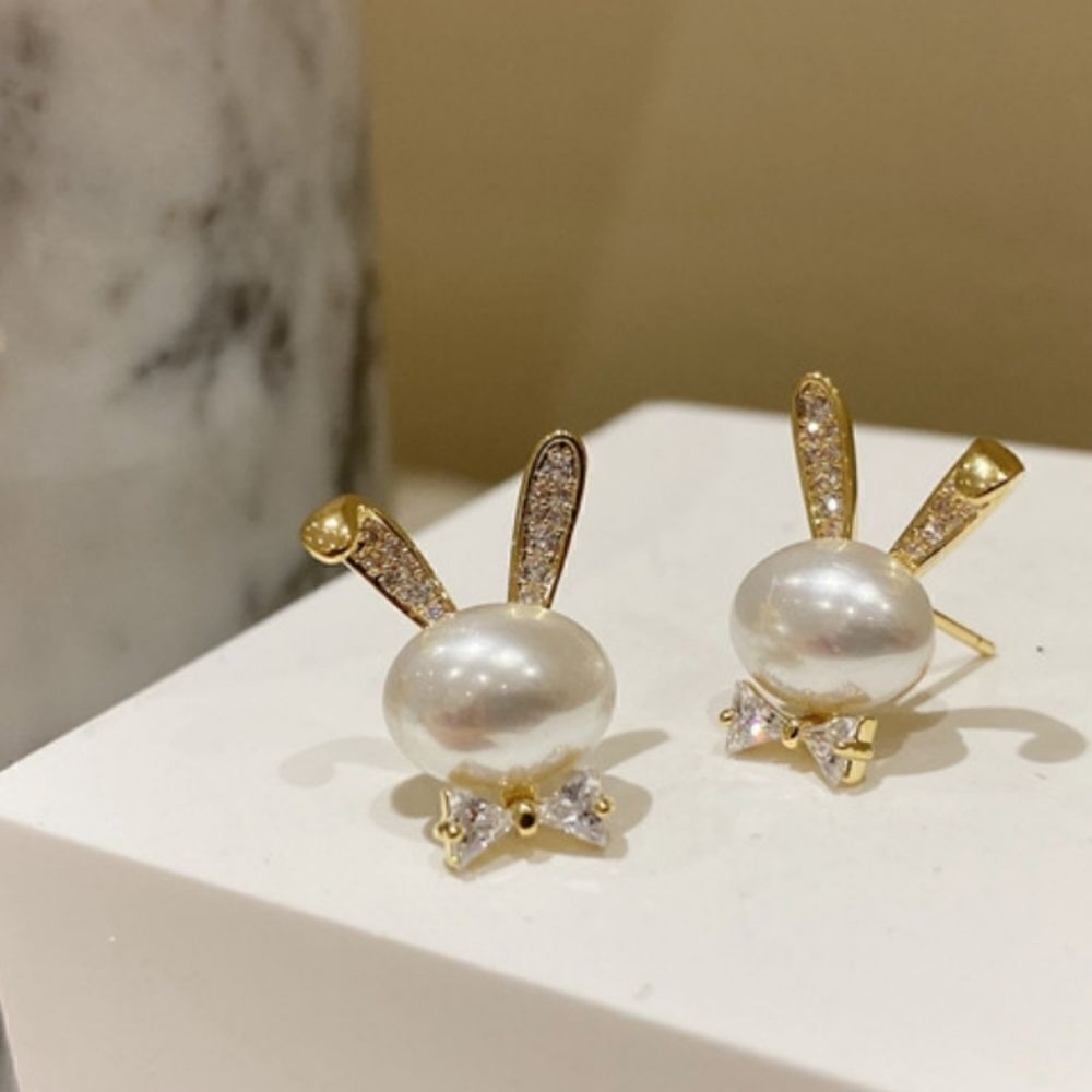 NEW MR RABBIT BOWTIE PEARL & CUBIC ZIRCONIA STUD EASTER EARRINGS